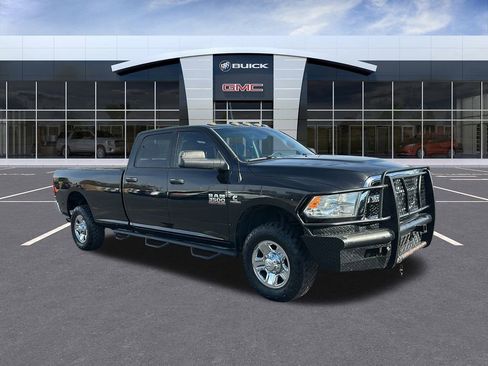 Used 2016 RAM 3500 Tradesman w/ Chrome Appearance Group image 7