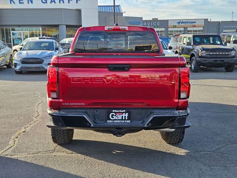 Used 2024 Chevrolet Colorado Trail Boss w/ Technology Package AWD/4WD image 7