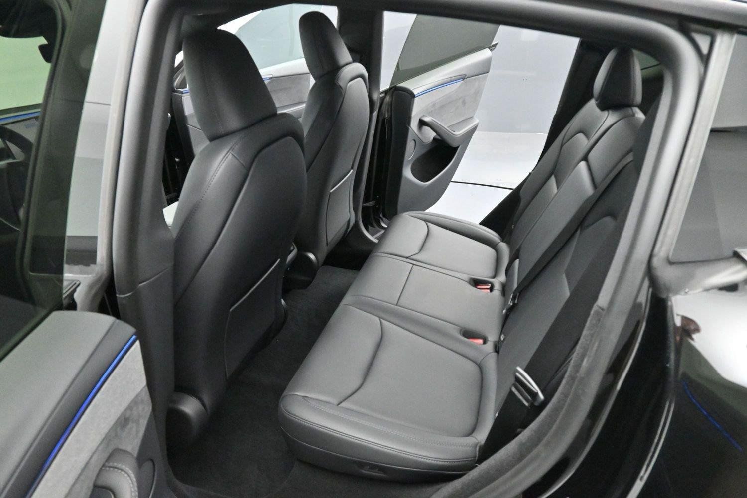 Used 2026 Tesla Model Y 2WD image 26