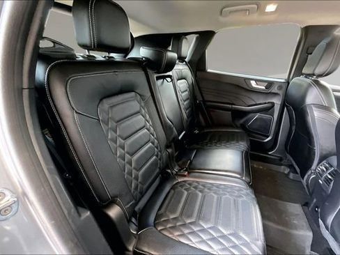 Used 2023 Ford Escape Platinum w/ Premium Technology Package AWD/4WD image 20