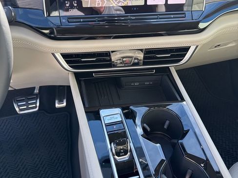 New 2026 Volkswagen Atlas SEL Premium R-Line AWD/4WD image 26