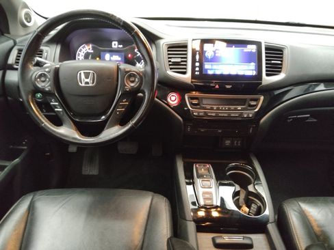 Used 2016 Honda Pilot Touring image 22