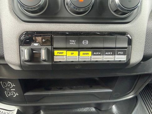 New 2024 RAM 5500 Tradesman AWD/4WD image 24