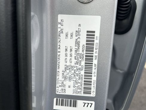 New 2025 Toyota Tacoma TRD Off-Road image 21