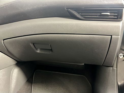 Used 2025 Nissan Sentra SV w/ All-Weather Package FWD image 34
