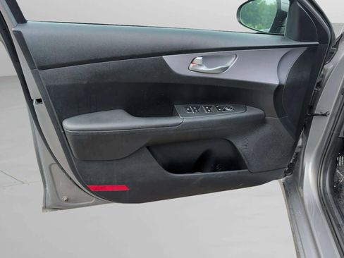 Used 2024 Kia Forte LXS FWD image 32