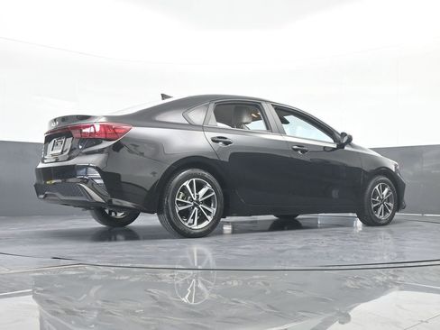 Used 2022 Kia Forte LXS w/ LXS Technology Package image 55