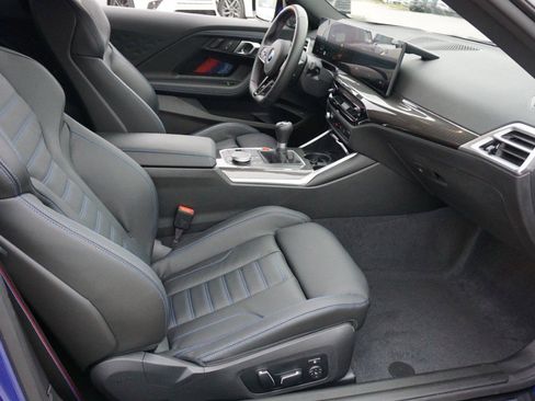 Used 2025 BMW M2 w/ Lighting Package image 13