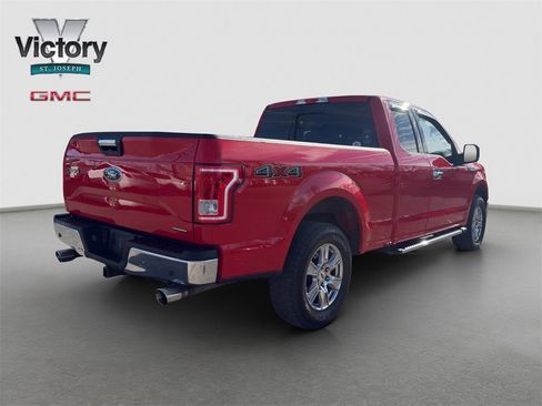 Used 2015 Ford F150 XLT w/ Equipment Group 302A Luxury image 16