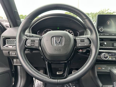Used 2025 Honda Civic Sport image 11