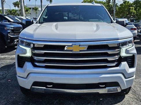 Used 2024 Chevrolet Silverado 1500 High Country w/ Technology Package image 15
