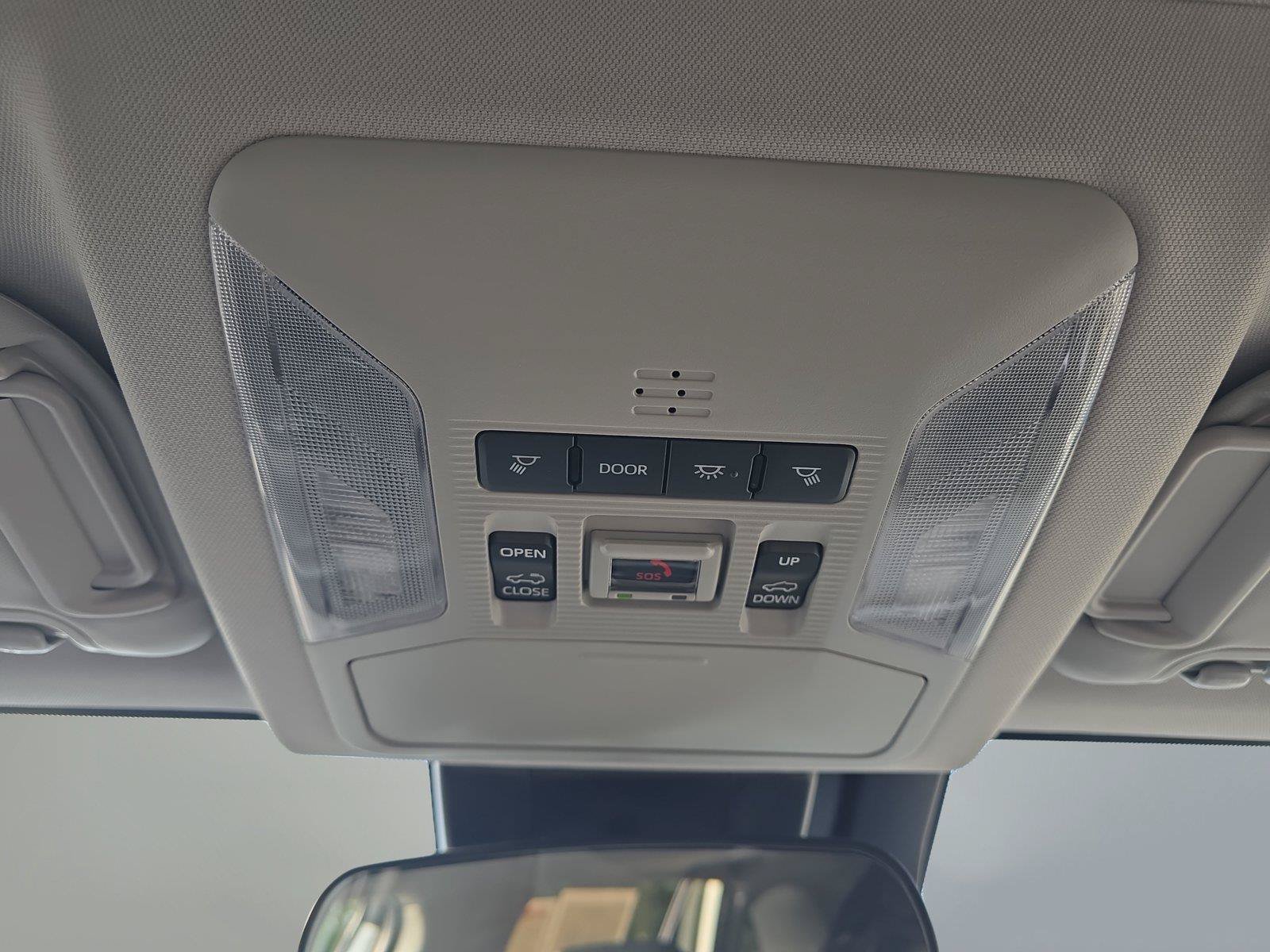 Used 2025 Toyota RAV4 XLE w/ Convenience Package AWD/4WD image 18