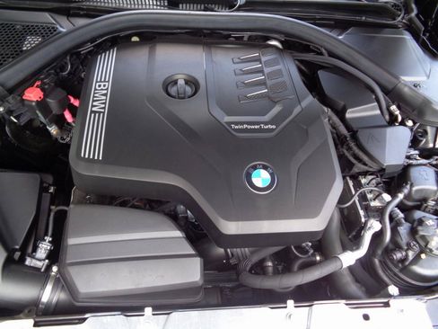 Used 2023 BMW 330i xDrive Sedan w/ Premium Package AWD/4WD image 17
