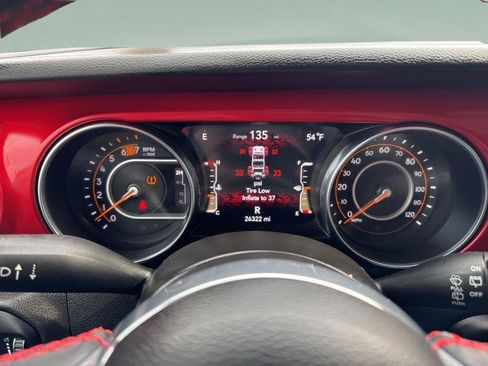 Used 2023 Jeep Wrangler Unlimited Rubicon image 14