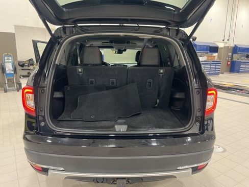 Used 2019 Honda Pilot Touring image 13