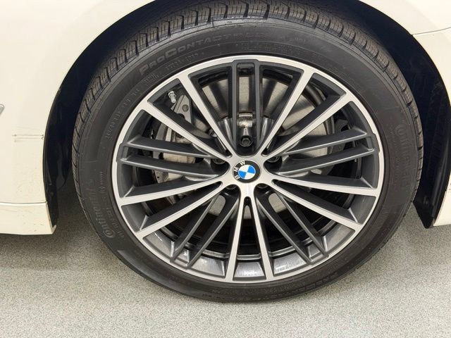 Used 2022 BMW 540i xDrive w/ Executive Package AWD/4WD image 30