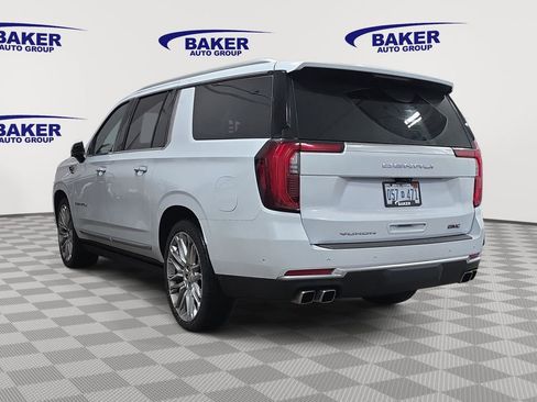 Used 2026 GMC Yukon XL Denali w/ Denali Reserve Package image 7