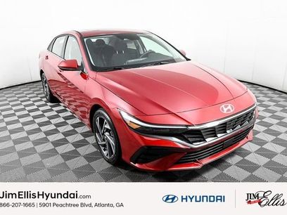 Certified 2025 Hyundai Elantra SEL