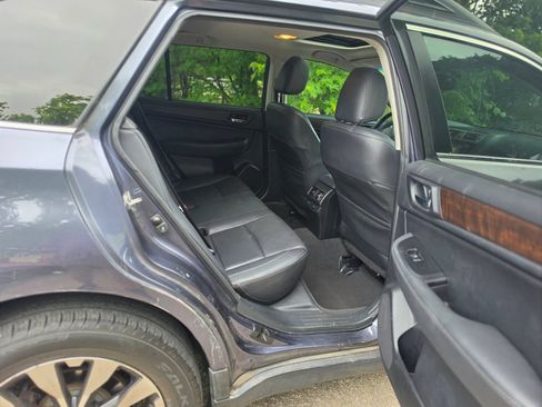 Used 2015 Subaru Outback 2.5i Limited AWD/4WD image 15
