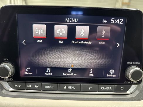 Used 2023 Nissan Rogue SV FWD image 26