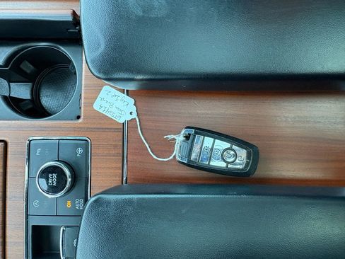 Used 2020 Lincoln Navigator Reserve w/ Equipment Group 208A Reserve image 22