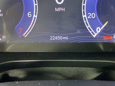 Used 2025 Jeep Grand Cherokee Limited w/ Luxury Tech Group II AWD/4WD image 23