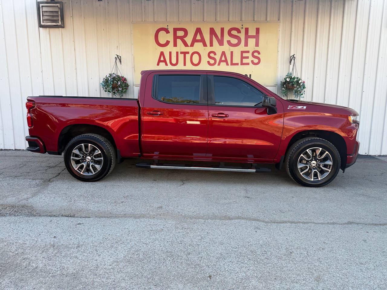 Used 2021 Chevrolet Silverado 1500 RST AWD/4WD image 2