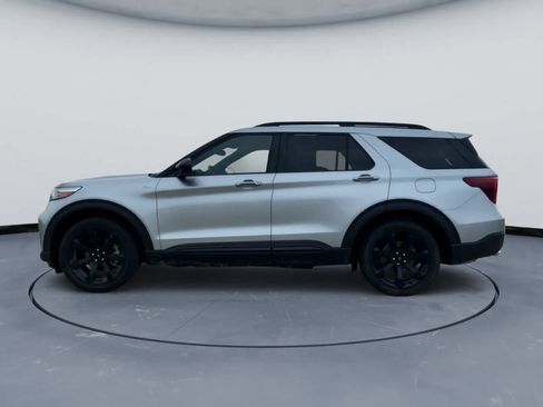 Used 2023 Ford Explorer ST-Line w/ Class IV Trailer Tow Package AWD/4WD image 10
