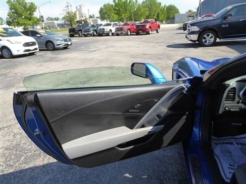 Used 2014 Chevrolet Corvette Stingray Convertible w/ 3LT Preferred Equipment Group RWD image 9