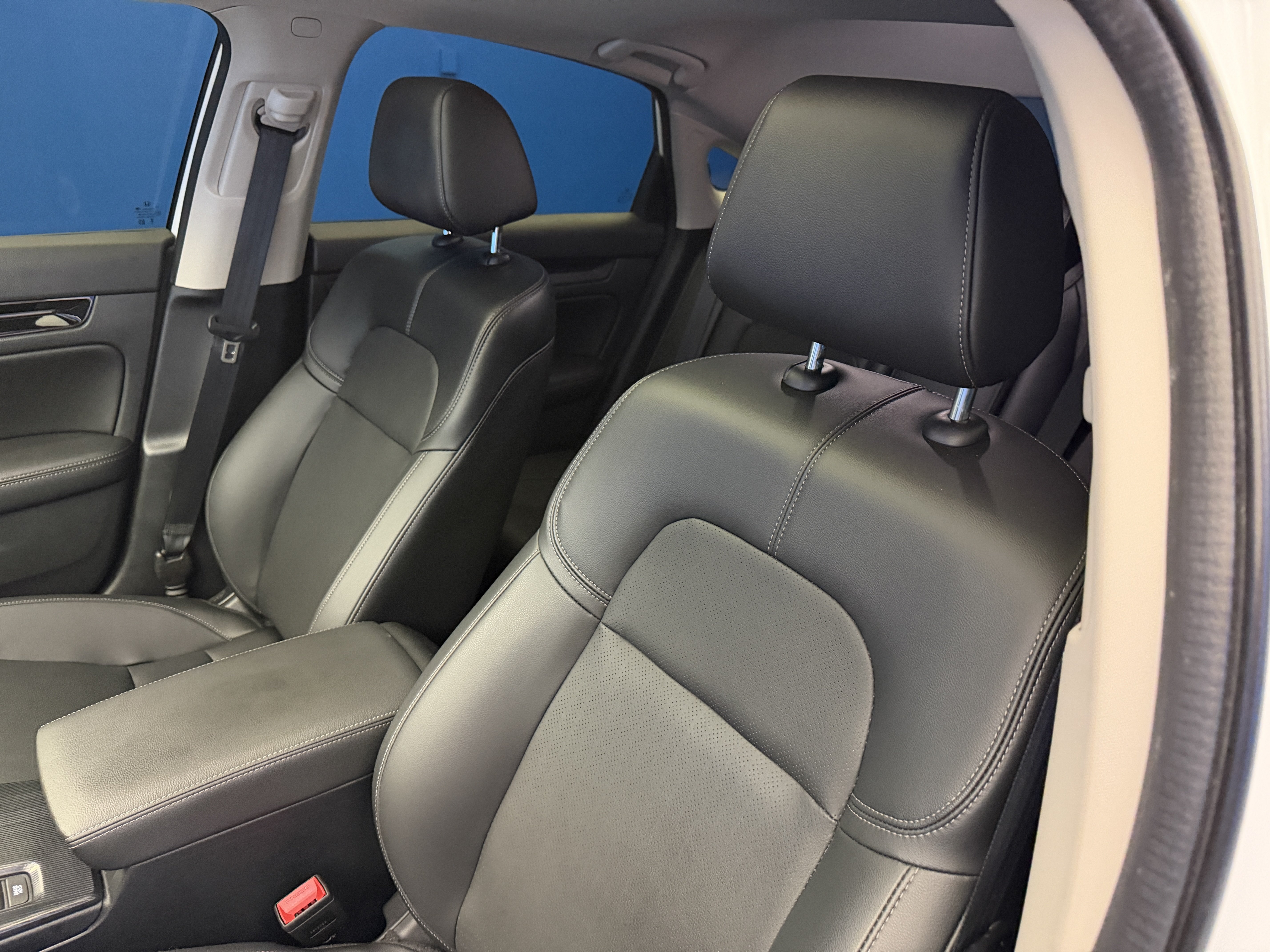 Used 2024 Honda Civic EX-L image 12