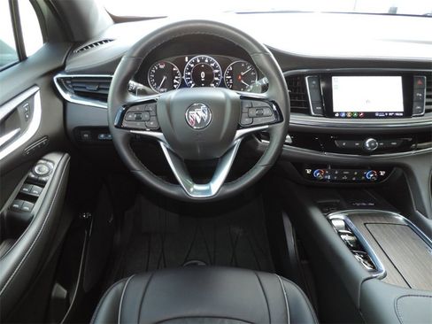 Certified 2024 Buick Enclave Avenir w/ Avenir Technology Package image 23