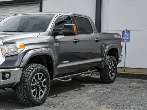 Used 2014 Toyota Tundra SR5 w/ TRD Off Road Package image 5