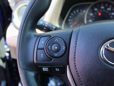 Used 2015 Toyota RAV4 XLE image 15