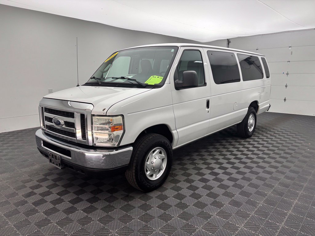 Used 2011 Ford E-350 and Econoline 350 XLT RWD image 2