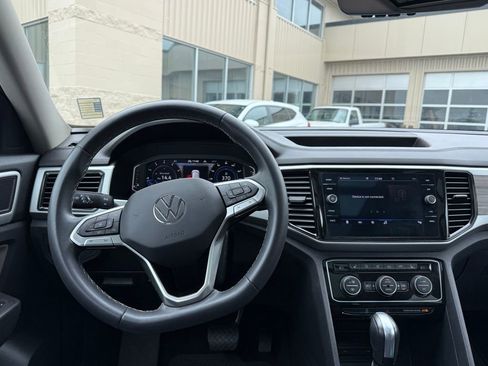 Used 2022 Volkswagen Atlas SEL AWD/4WD image 6
