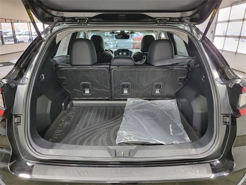 Certified 2024 Subaru Crosstrek 2.5i Limited w/ Popular Package #3A image 36