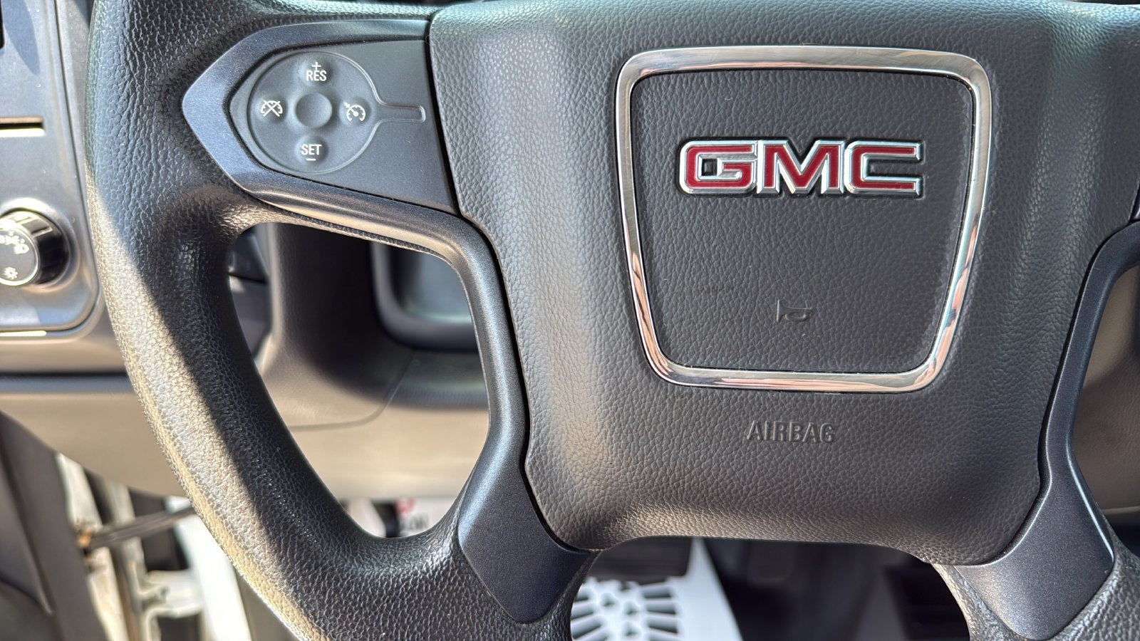 Used 2019 GMC Sierra 2500 4x4 Crew Cab w/ Sierra Convenience Package image 13