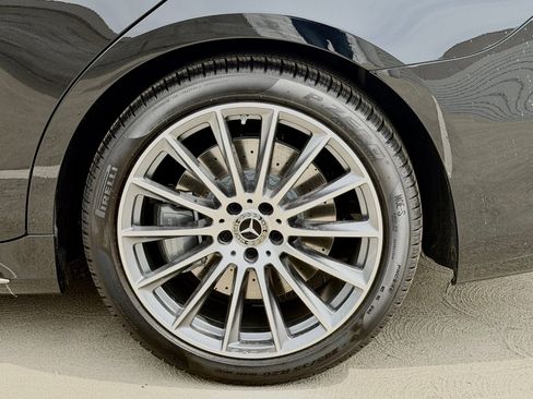 New 2026 Mercedes-Benz S 580 4MATIC Sedan image 17
