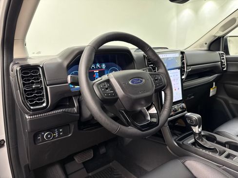 New 2026 Ford Ranger Lariat w/ FX4 Off-Road Package AWD/4WD image 16