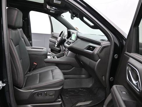 Used 2024 Chevrolet Tahoe RST w/ Luxury Package AWD/4WD image 20