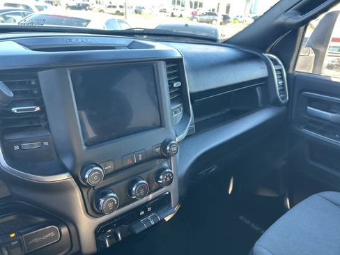 Used 2024 RAM 3500 Big Horn image 41