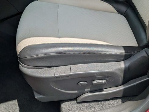 Used 2018 Buick Encore Preferred AWD/4WD image 17