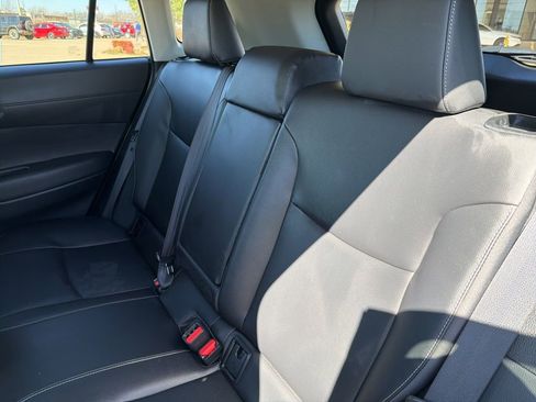 Used 2025 Toyota Corolla Cross XLE image 14