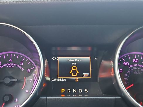 Used 2020 Ford Mustang Premium image 14