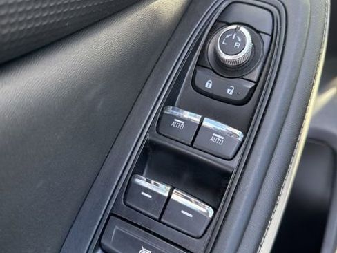 Used 2023 Subaru Forester Limited image 13