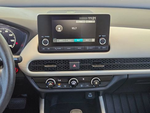 Used 2025 Honda HR-V LX image 16