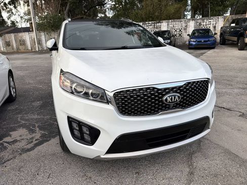 Used 2017 Kia Sorento SX AWD/4WD image 4