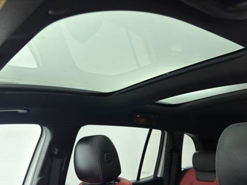 Used 2022 Mercedes-Benz GLB 250 image 37