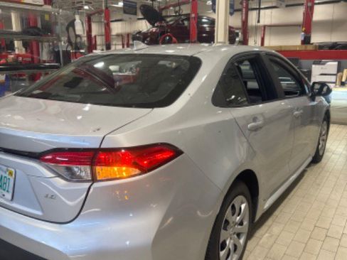 Certified 2024 Toyota Corolla LE image 40