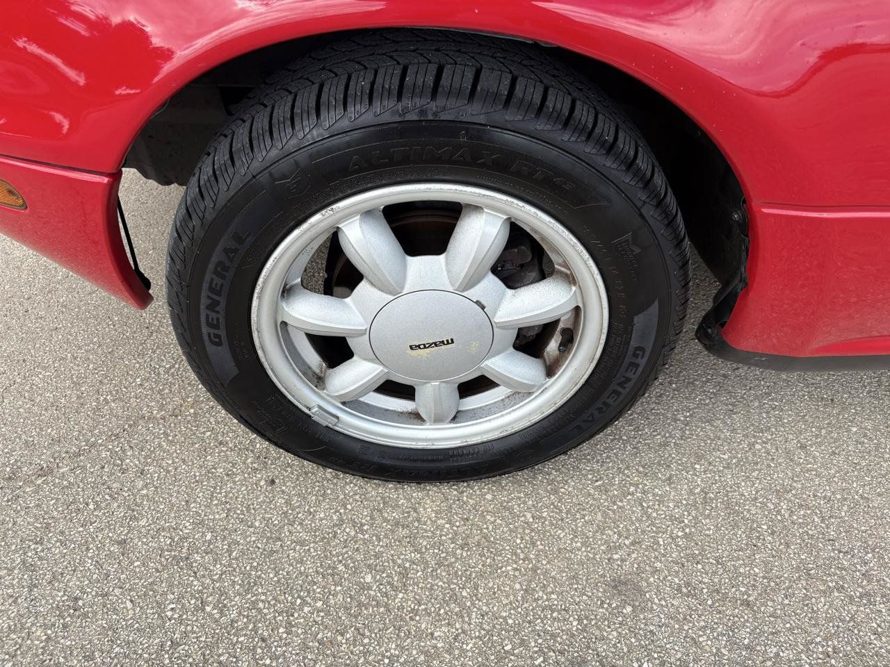 Used 1991 MAZDA MX-5 Miata RWD image 19